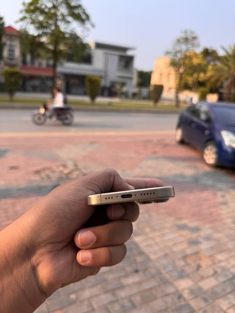 IPHONE 15PRO 3
