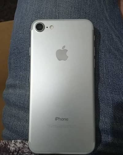 iPhone 7 jv 10/9 condition all ok set h