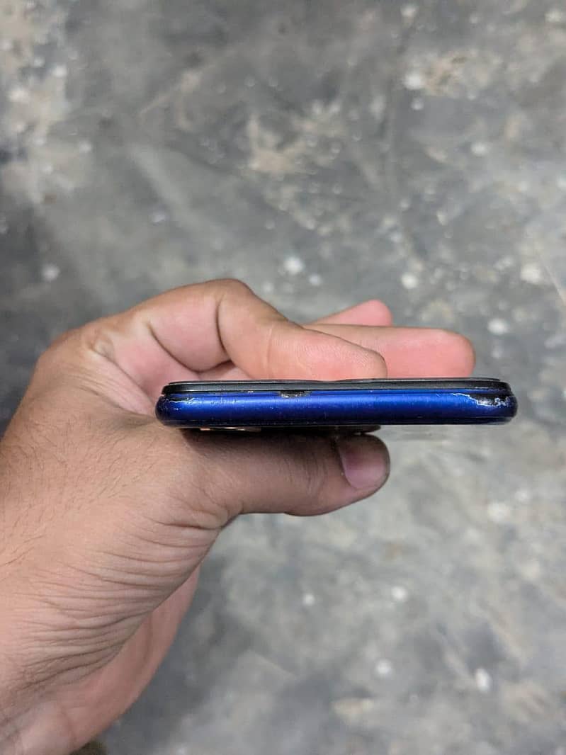 3Ram 64rom 4