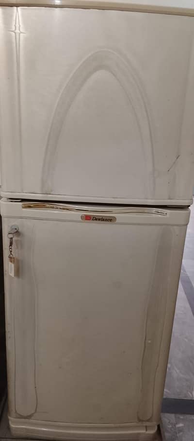Dowlance Refrigerator 2 Dook all ok
