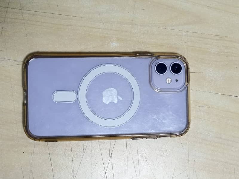 Apple iPhone 11 3