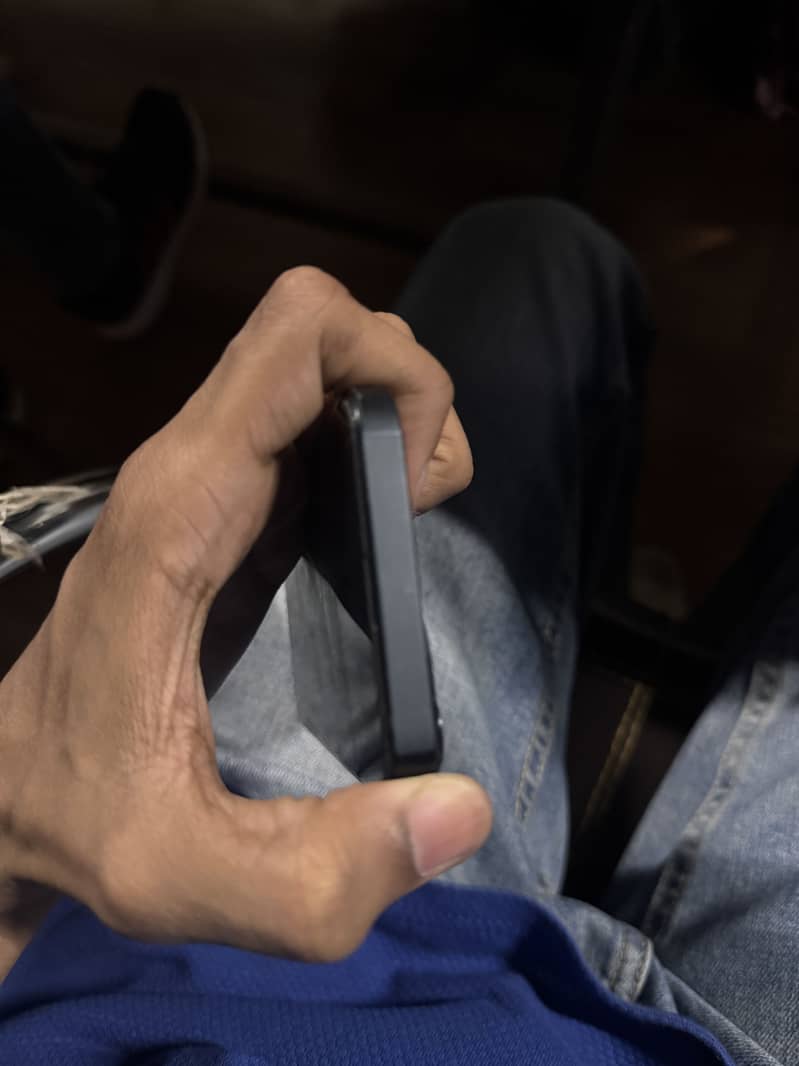 iPhone 13 5