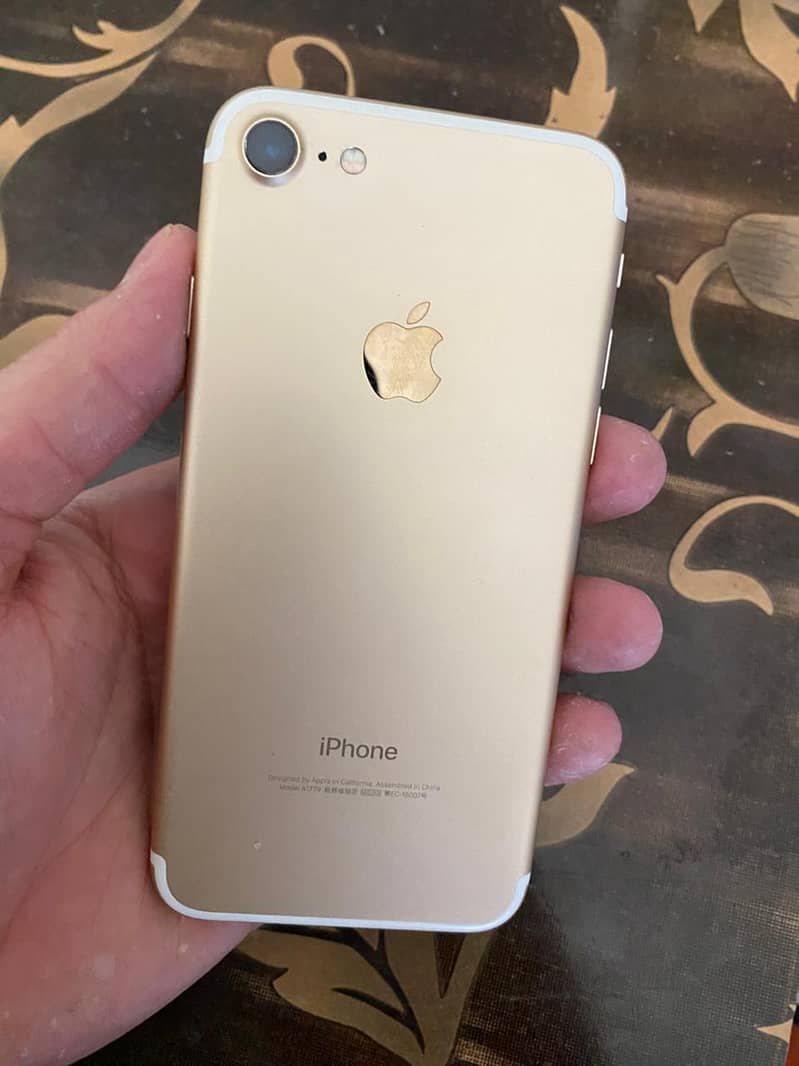 iPhone 7 0