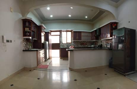 400 Sq. Yd. 1st Floor House For Rent At Gulshan-e-Iqbal Block-4 Near By Patel Hospital.
