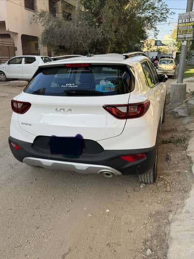 Kia Stonic EX +