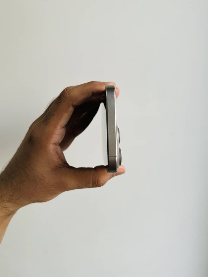 iPhone 15 pro max 7