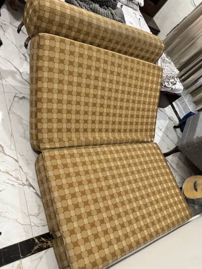 Sofa comebed