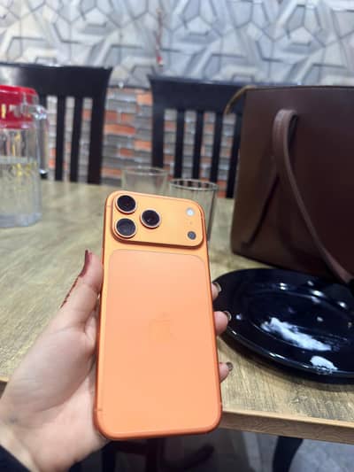 iPhone 17 pro max jv