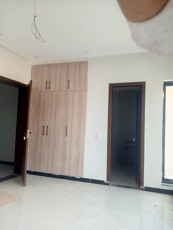 Etihad Town upper portion 2 bed 2