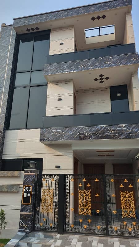 Etihad Town upper portion 2 bed 9