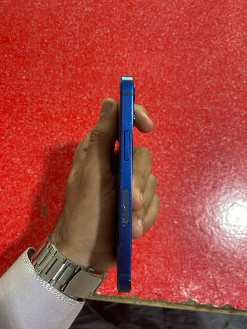 iphone 12 mini 1