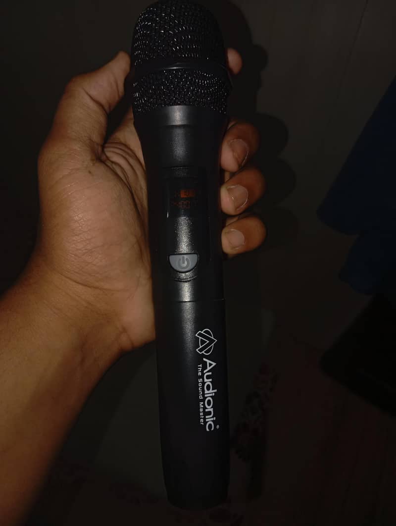 speaker audionic 1