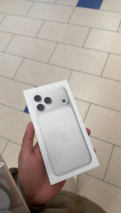 Iphone 17 pro max non pta Full New condition All Coloure Available