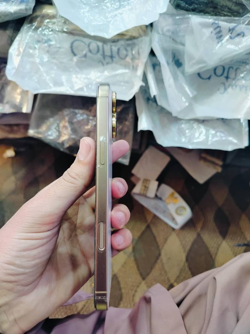 iphone16ProMax 3