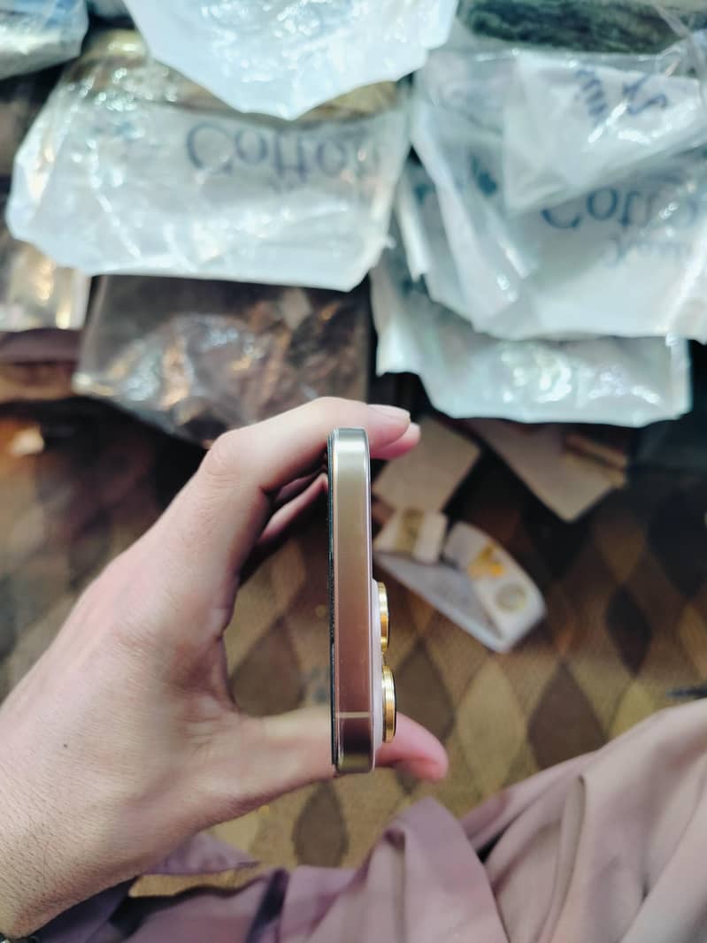 iphone16ProMax 4