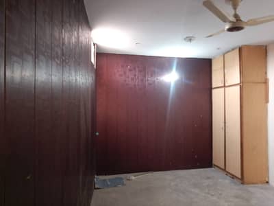 Flat for Rent