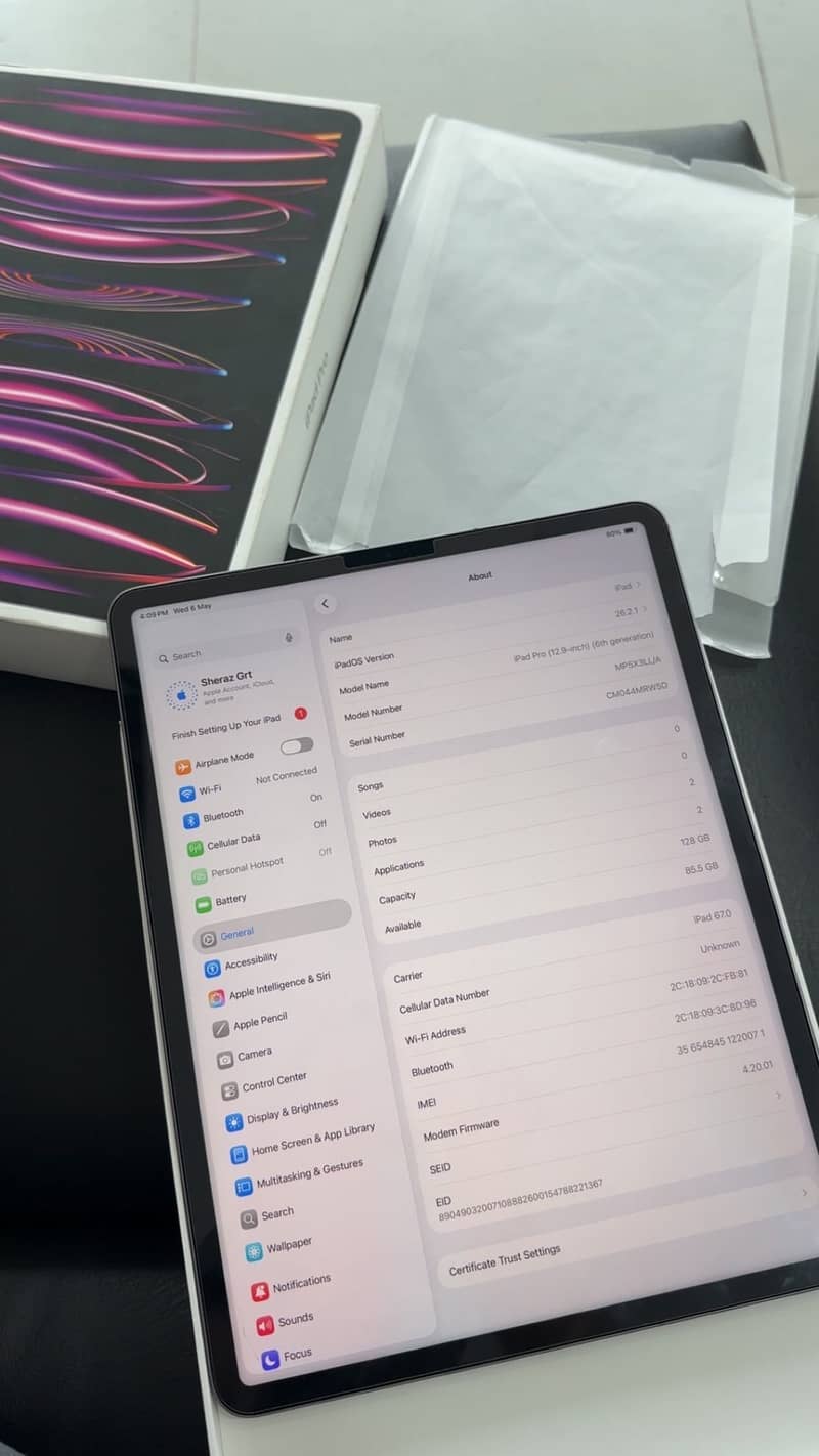 iPad Pro 12.9inch 6th generation 2