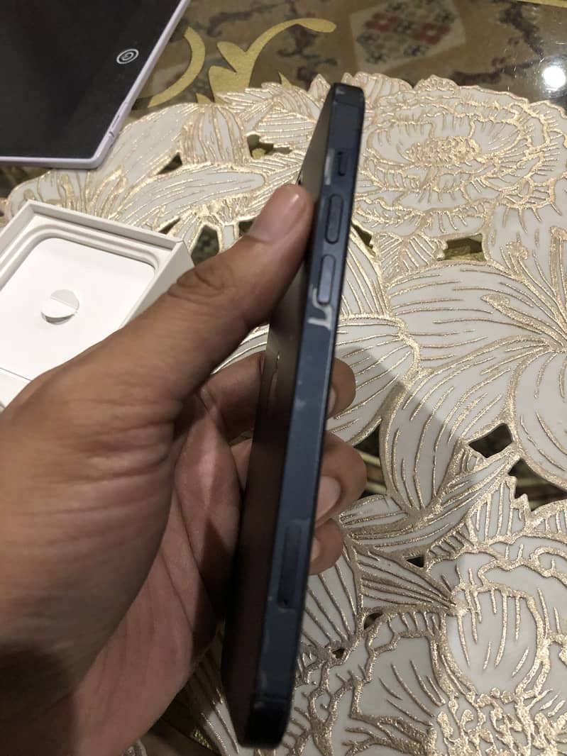 Iphone 12 2