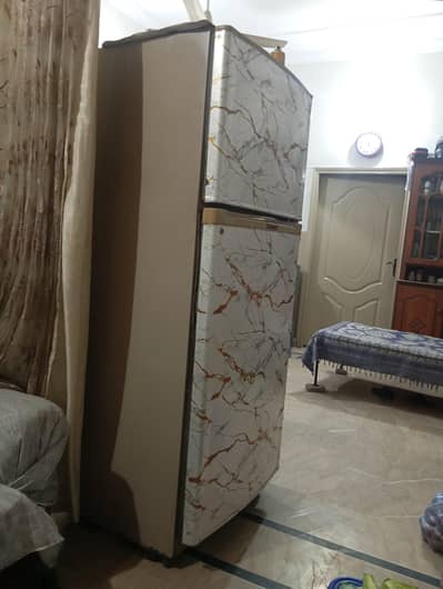 FRIDGE FULL SIZE FOR SALE