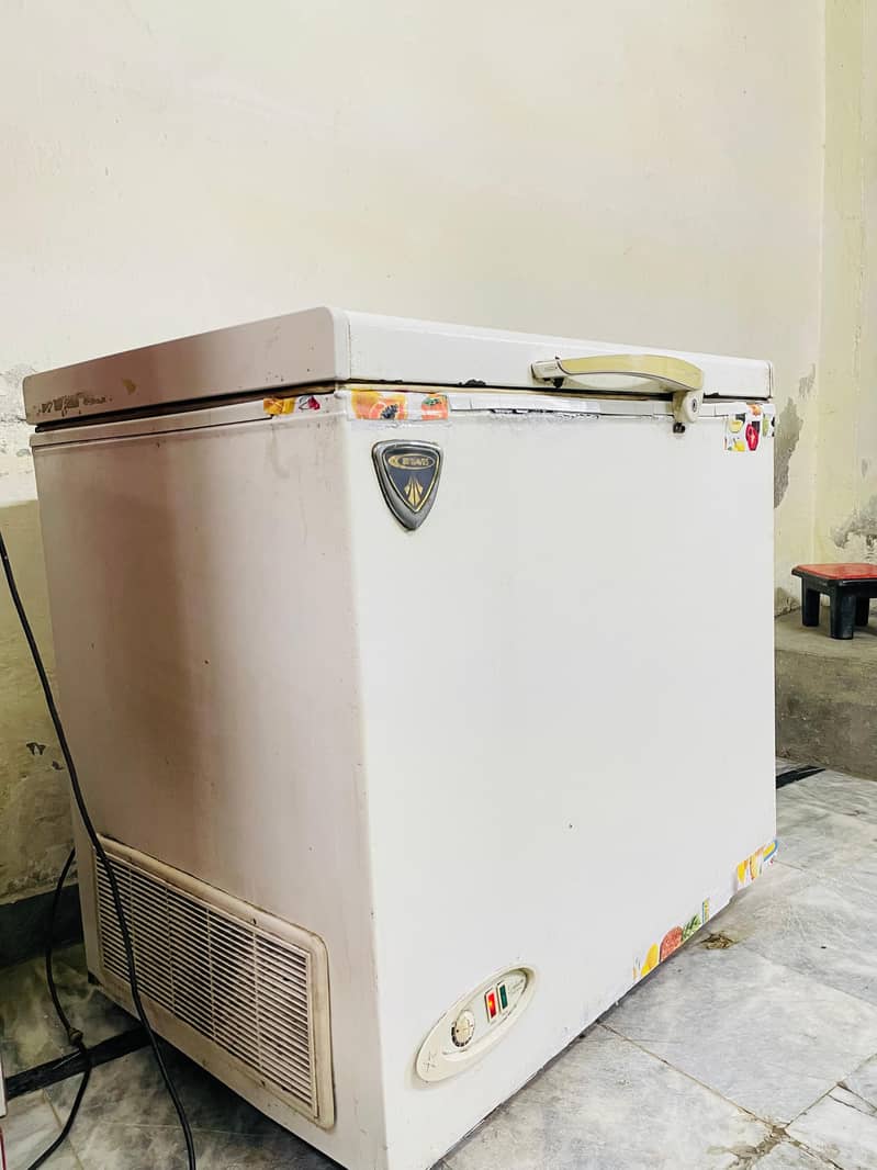 waves deep freezer 0