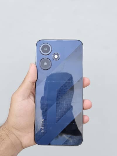 Infinix Hot 30 Play