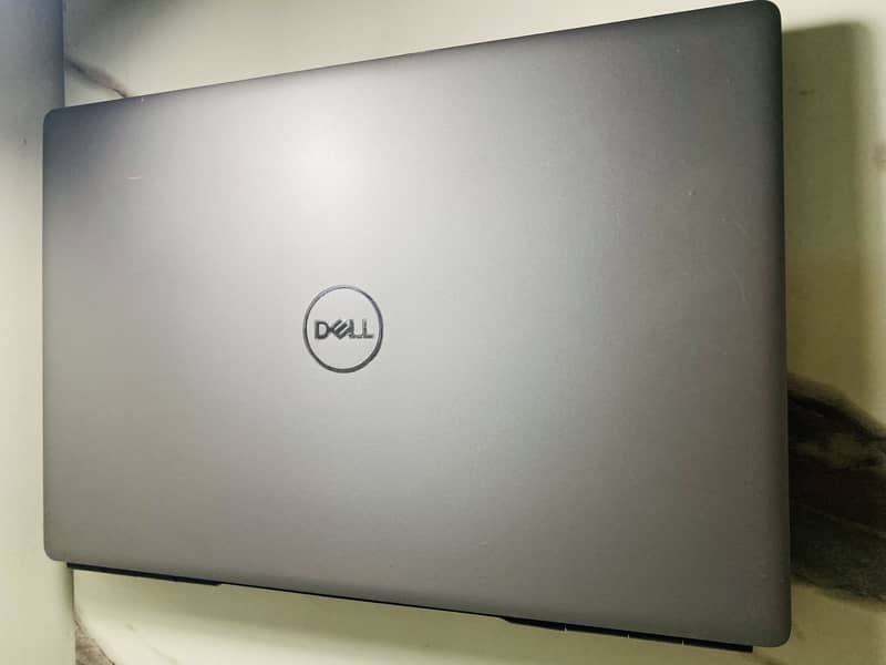 DEL PRECESSION Intel i7 Processor 1