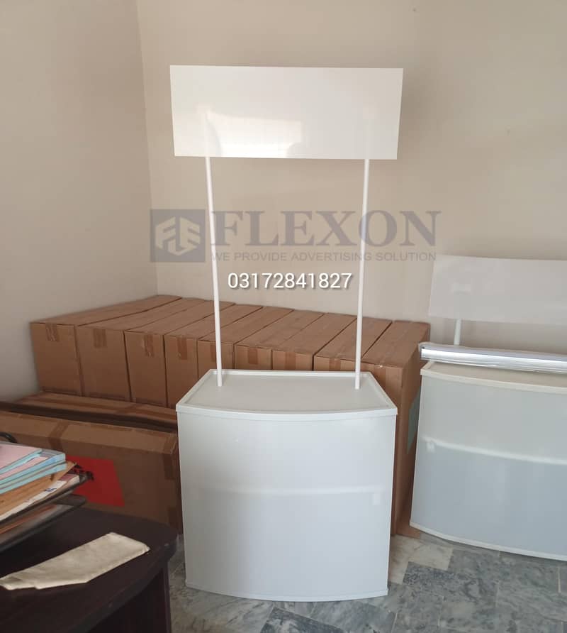 Foldable Kiosk Table 0