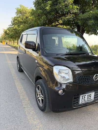 Nissan Mocco 2012 model import 2015