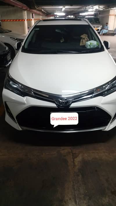 Altis Grandee 2022 (full option) Black interior Room