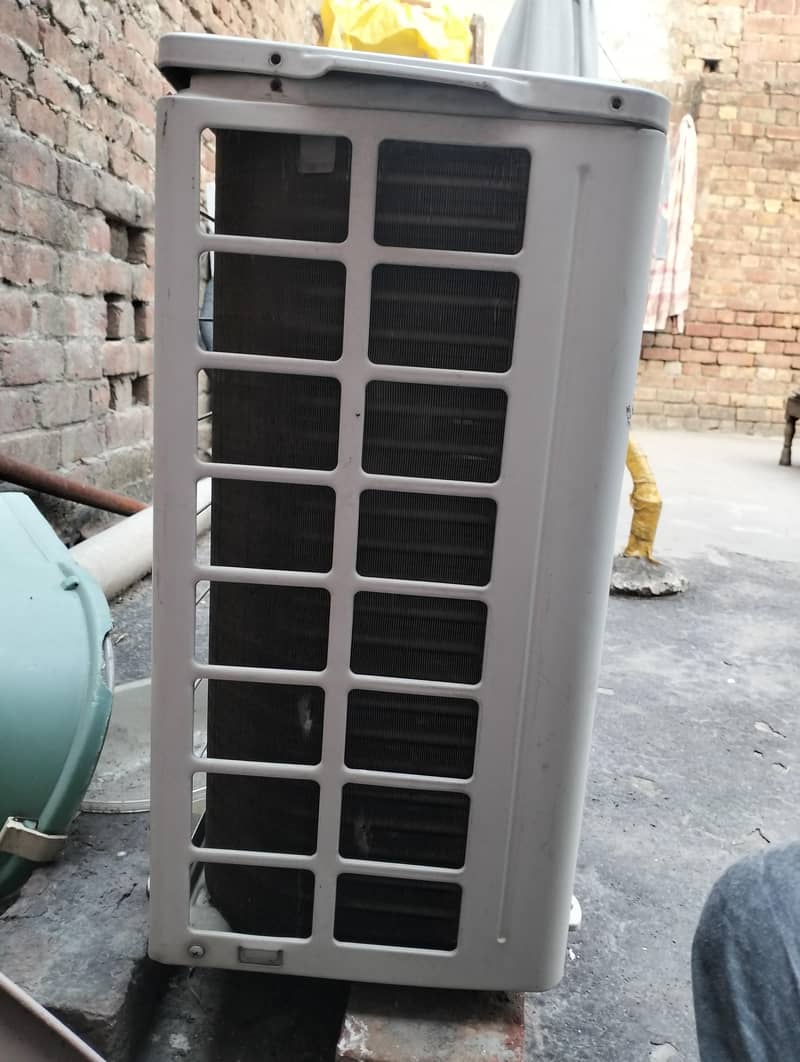 Gree split Ac 1.5 Ton 0