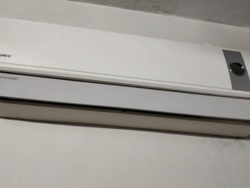 Gree split Ac 1.5 Ton 4