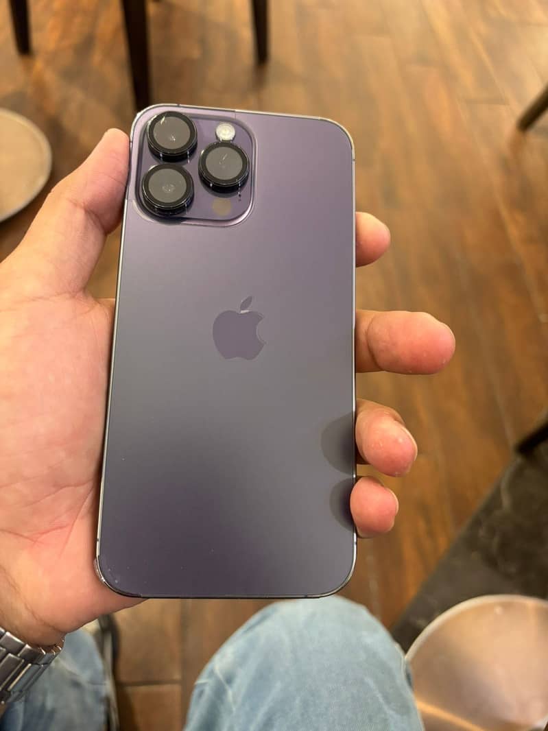 Iphone 14 pro max. 1