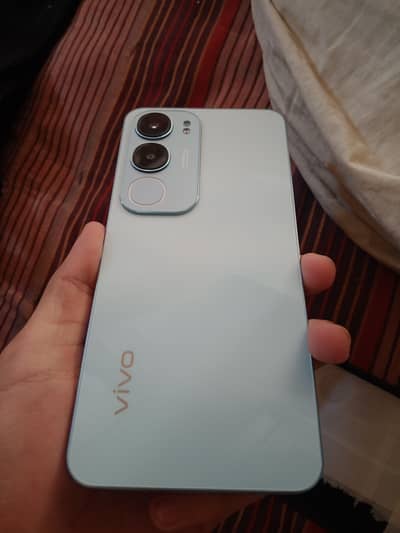 exchange possible with iphone and sale VIVO Y 19S pro