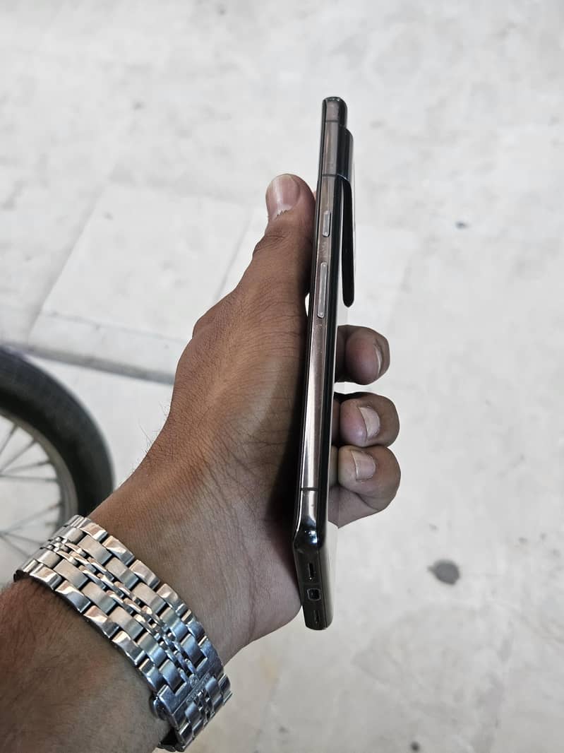 Google pixel 7 pro 2