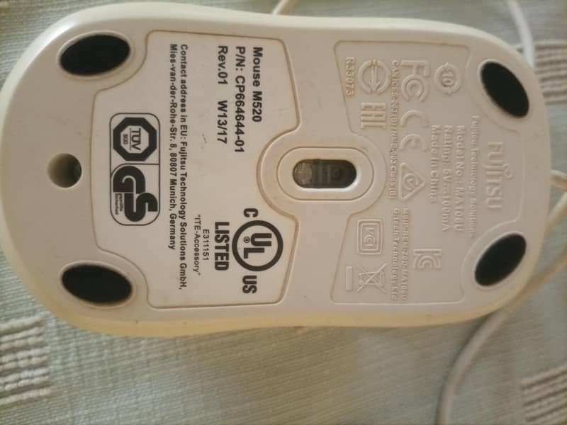 Branded Fujitsu mouse 1