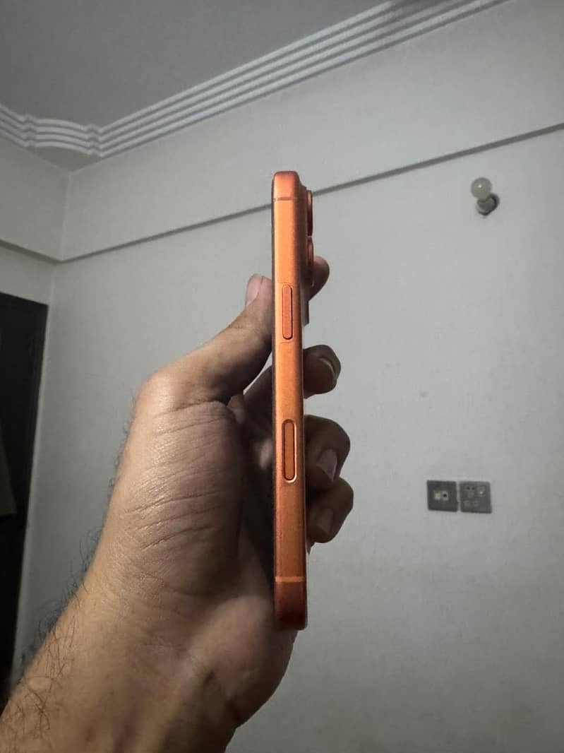Iphone 17 pro 4