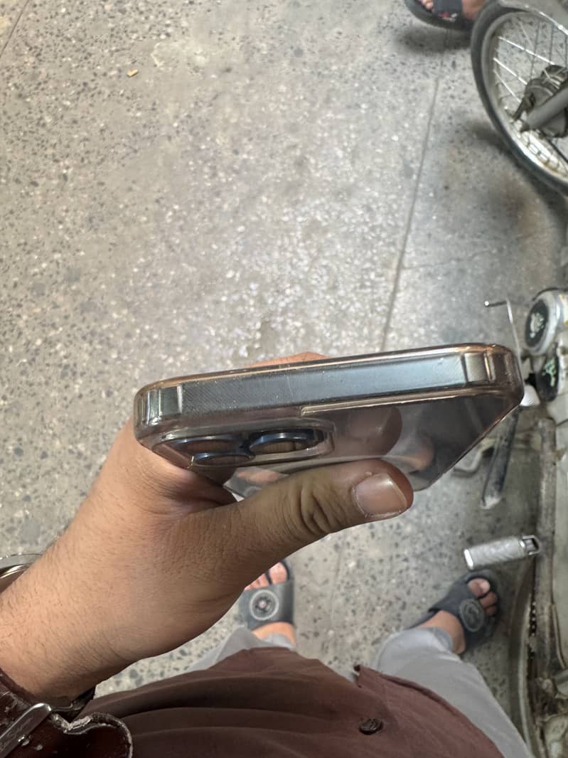 iphone 12 pro max 7