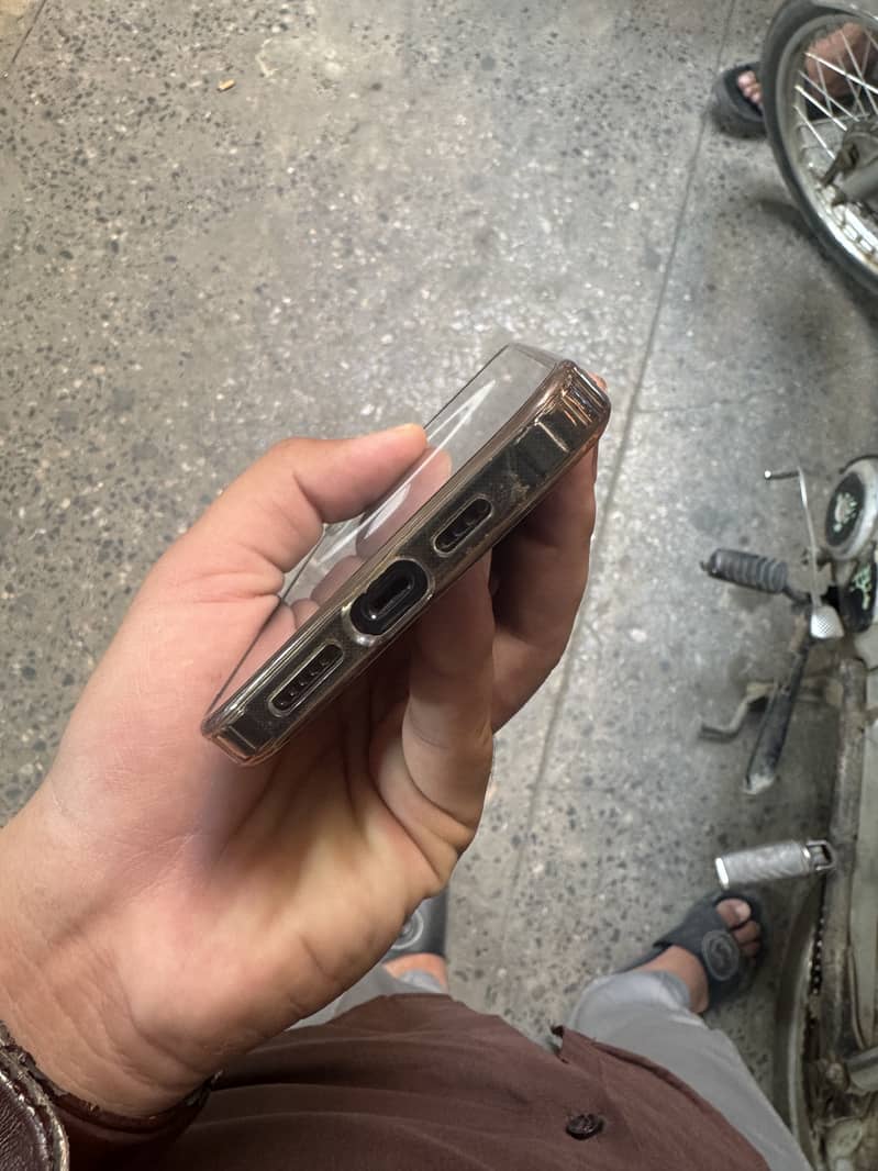 iphone 12 pro max 10