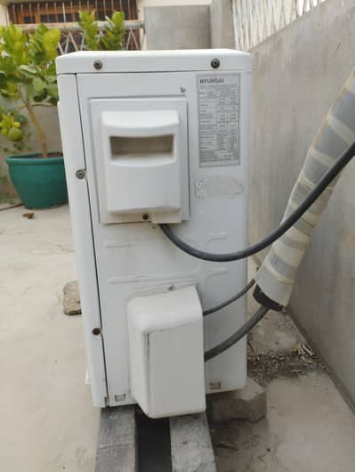 1.5 ton Hyundai inverter ac