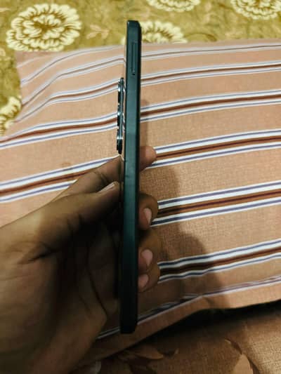 itel s25 black color 6/128 condition 10/9