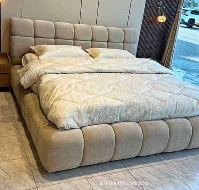 Bed set / Luxury bed / Wooden bed / Double bed / King size bed / bed