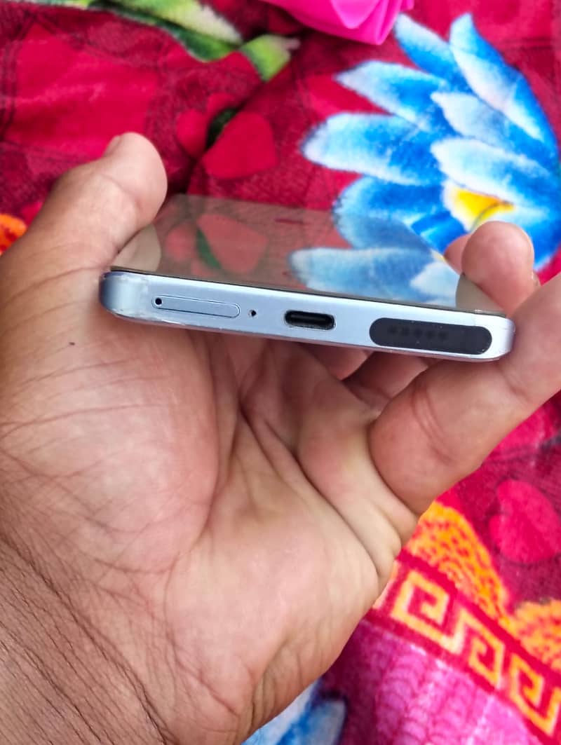 Xiaomi Redmi Note 13 Pro Plus 5