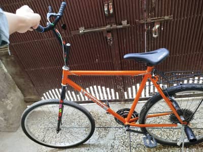 full size bicycle brand new condition.