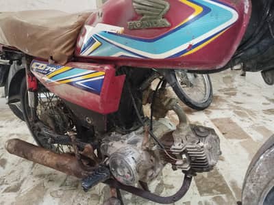Honda CD70 Model 19 karachi No