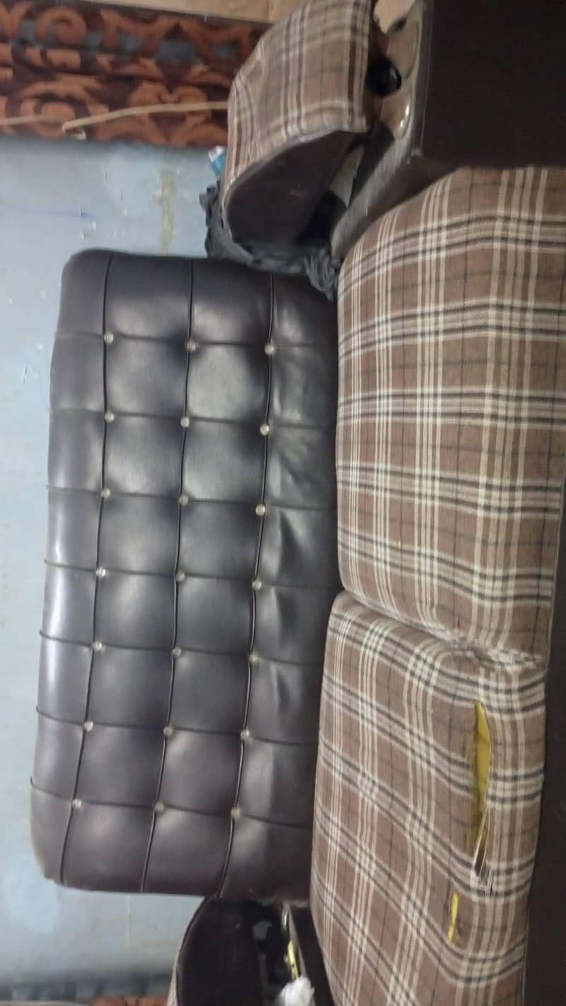 2 seater sofa 1
