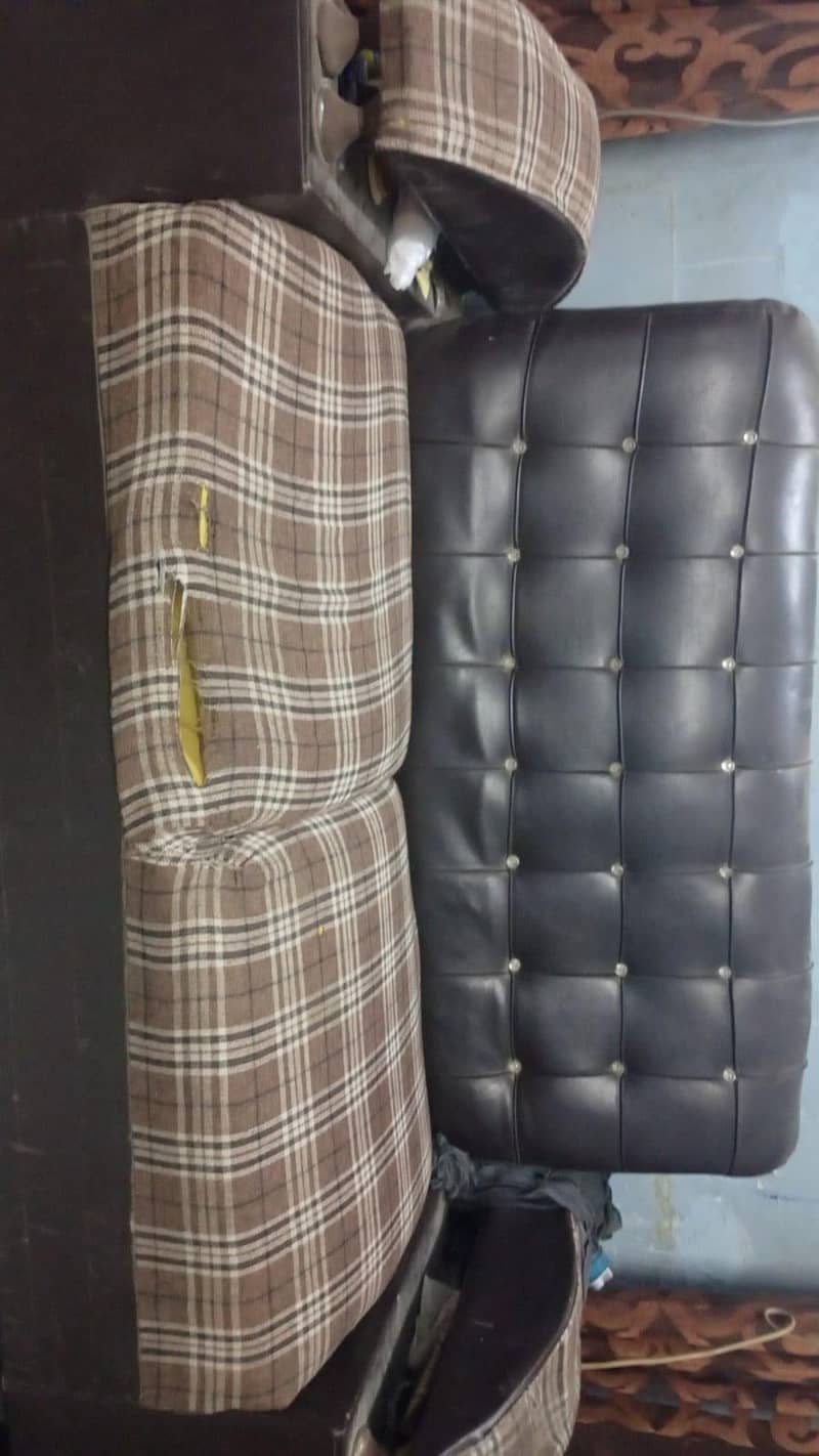 2 seater sofa 4