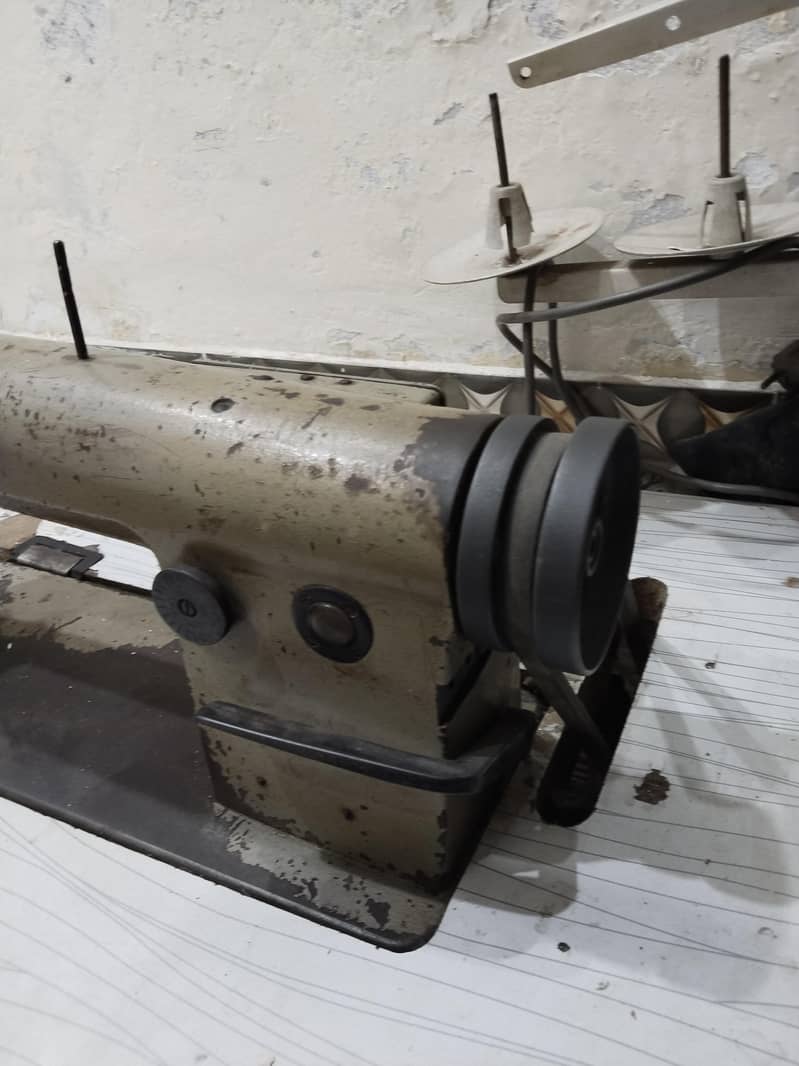 sewing machine i 14