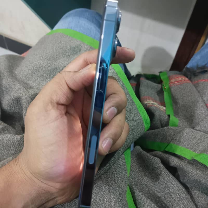 iphone 13 pro max 2