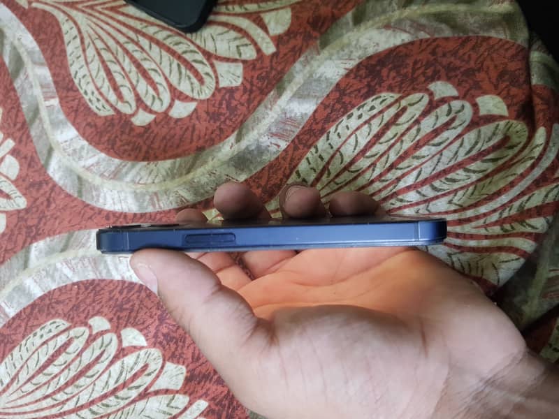 IPhone 12 mini 8