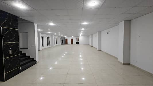 BRAND NEW FOUR STOREY BUILDING FOR RENT